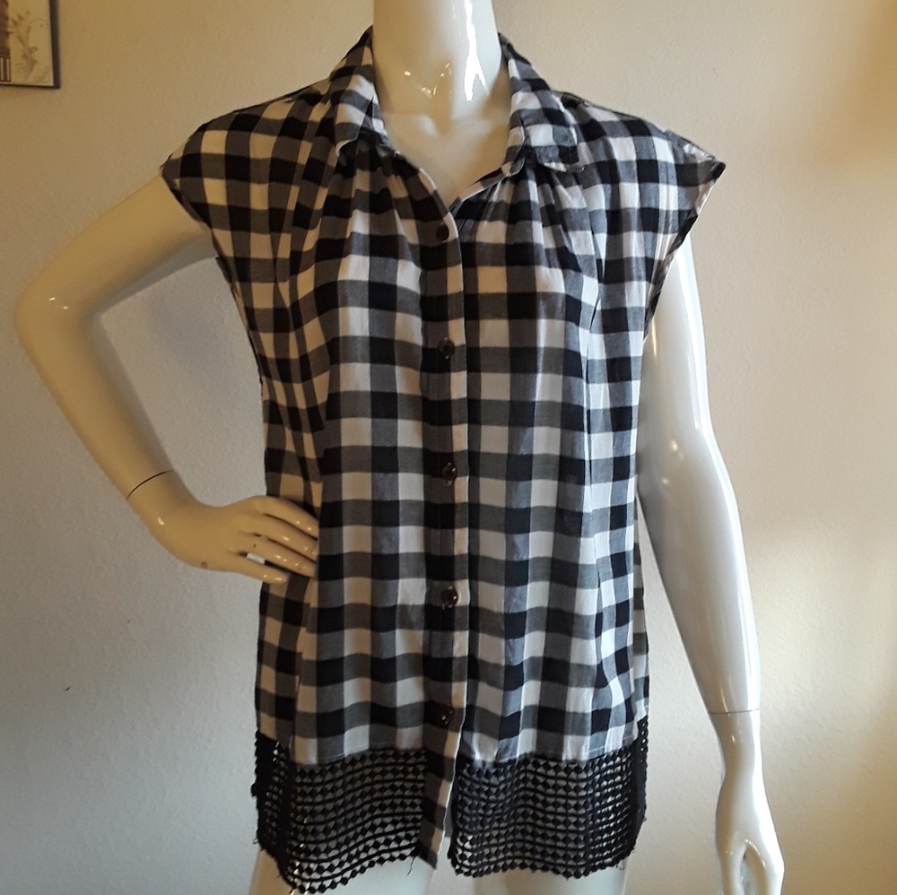 🤑🔥SALE 🤳💥Blouse Black and white holding Horses